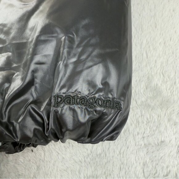 Patagonia NWT Women's Size Small Ravens Rocks Puffer Jacket 28030 - Picture 5 of 14